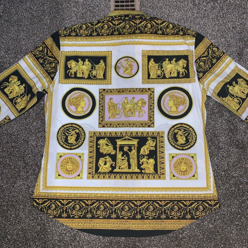 SOLD Mens authentic versace dress shirt - Picture 4 of 7
